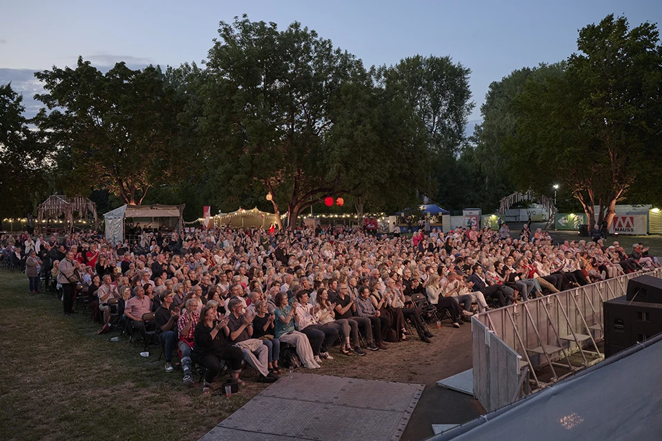 Daniel Hope live – Open-Air Konzert Erlangen, Foto: Gerhard Lehner