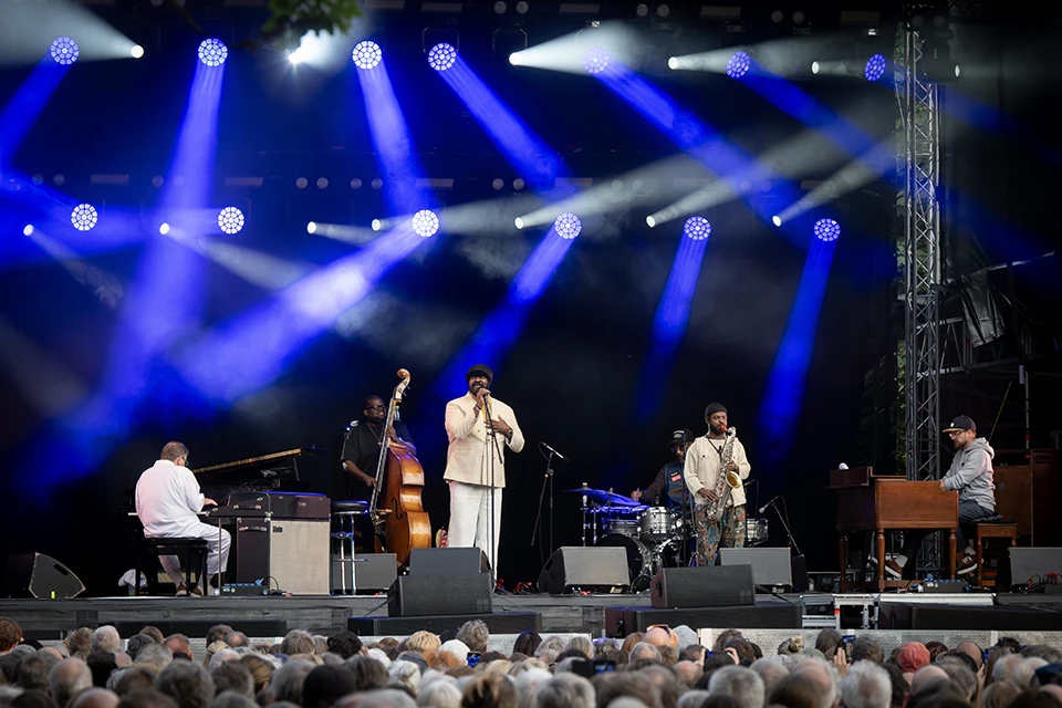 Gregory Porter live auf der Kulturinsel Wöhrmühle Erlangen – Jazz am Fluss, Foto: Christian Pöllmann